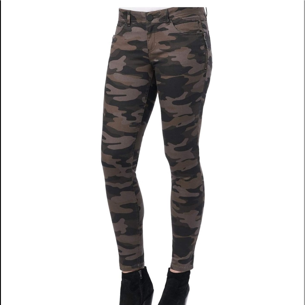 Charcoal Camo Stretch Skinny Jean Size 28